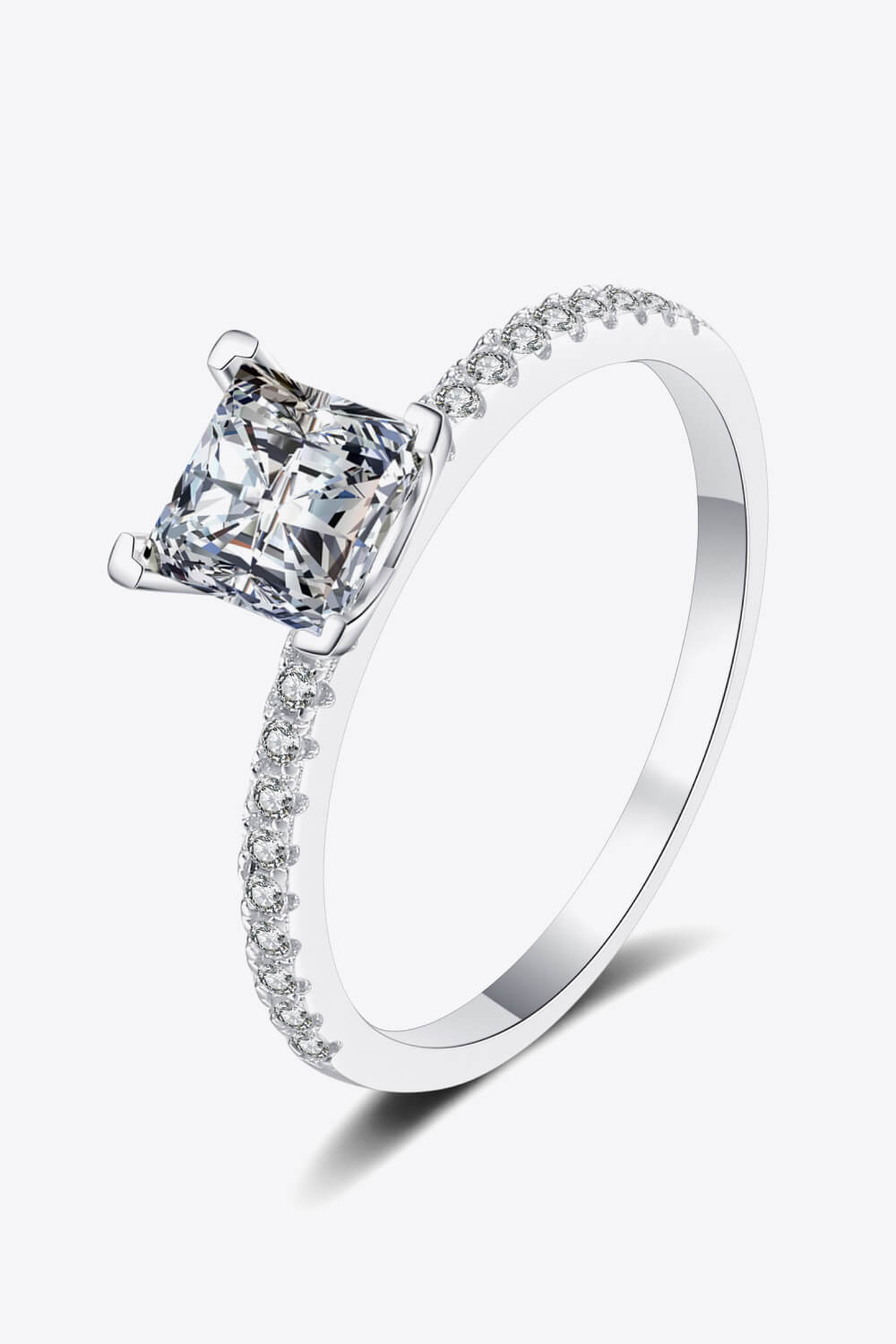 'Queen of Wonderland' Rhodium-Plated 2 Carat Moissanite Ring