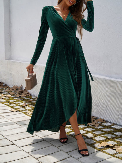 Madam Mysterium Long Sleeve Midi Dress