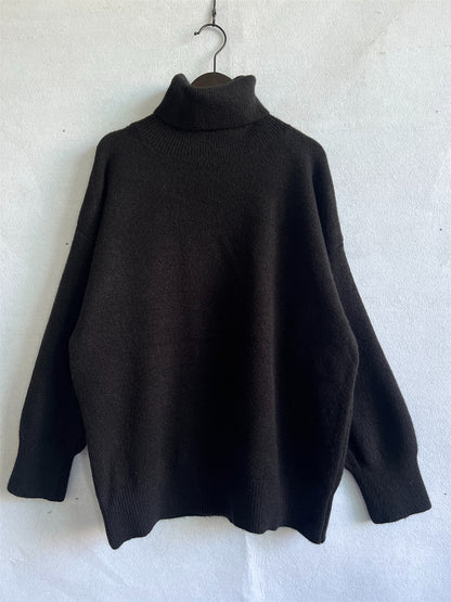 The Scholar's Snug Turtleneck Long Sleeve Sweater