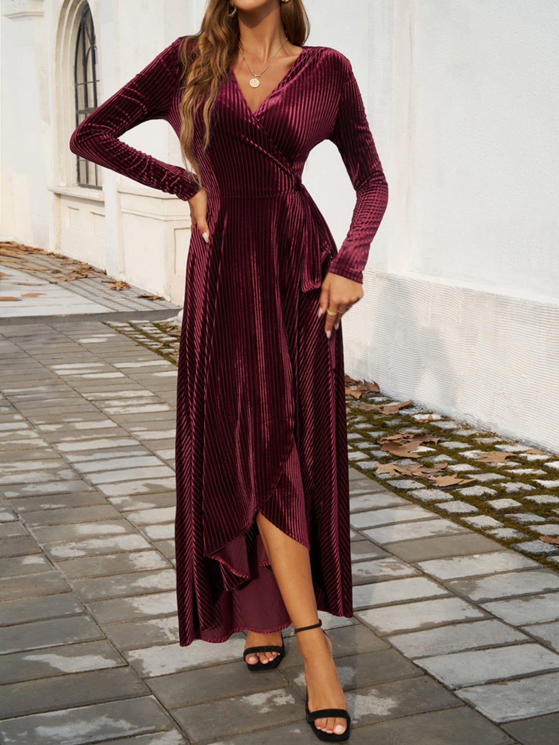 Madam Mysterium Long Sleeve Midi Dress