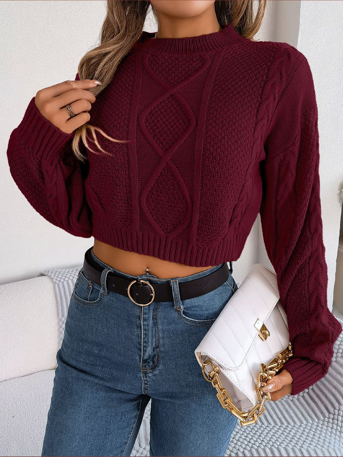 Lovely Nightshade Cable-Knit Round Neck Cropped Sweater