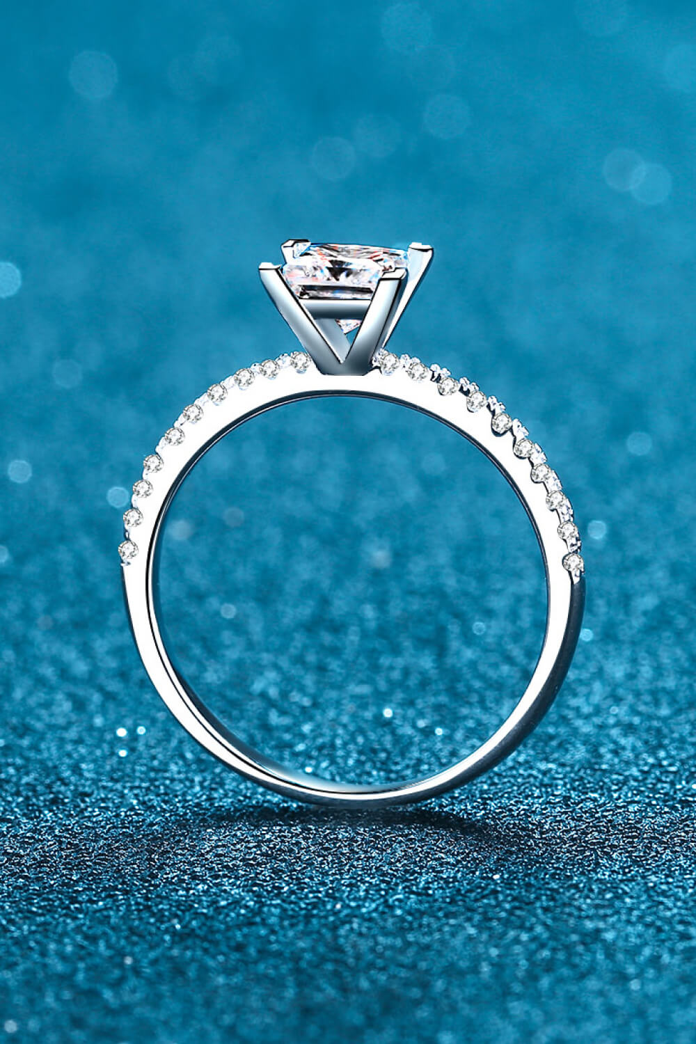 'Queen of Wonderland' Rhodium-Plated 2 Carat Moissanite Ring