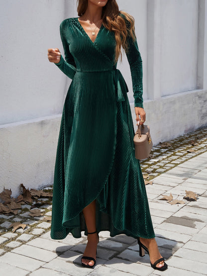 Madam Mysterium Long Sleeve Midi Dress