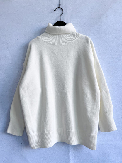 The Scholar's Snug Turtleneck Long Sleeve Sweater